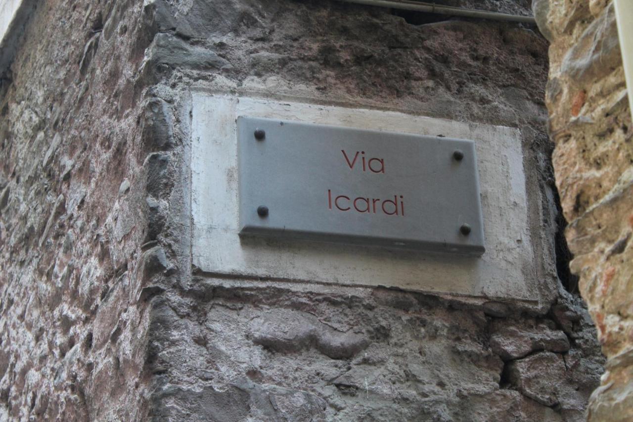Ferienwohnung A Casa Di Fede Dolceacqua Exterior foto