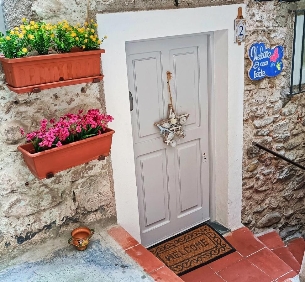 Ferienwohnung A Casa Di Fede Dolceacqua Exterior foto
